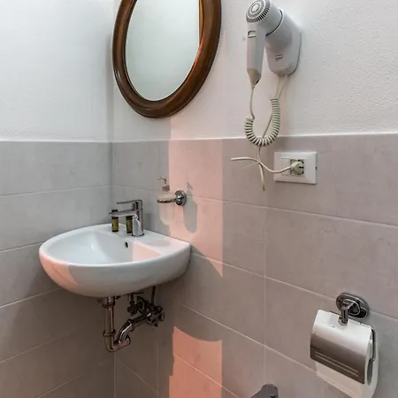 Pensionat Ai Giardini 3*
